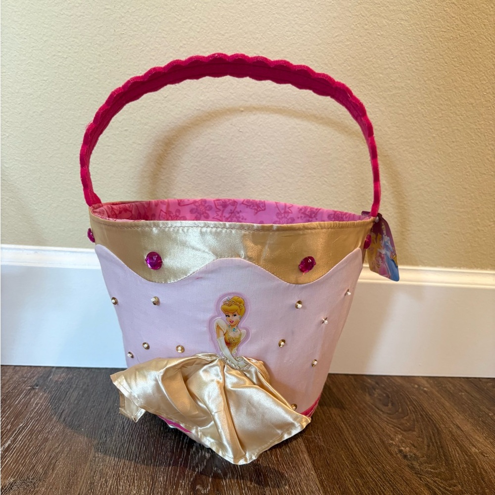 Disney Princess Easter Basket – Cinderella